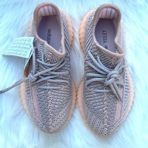 YEEZY BOOST 350 SYNTH
